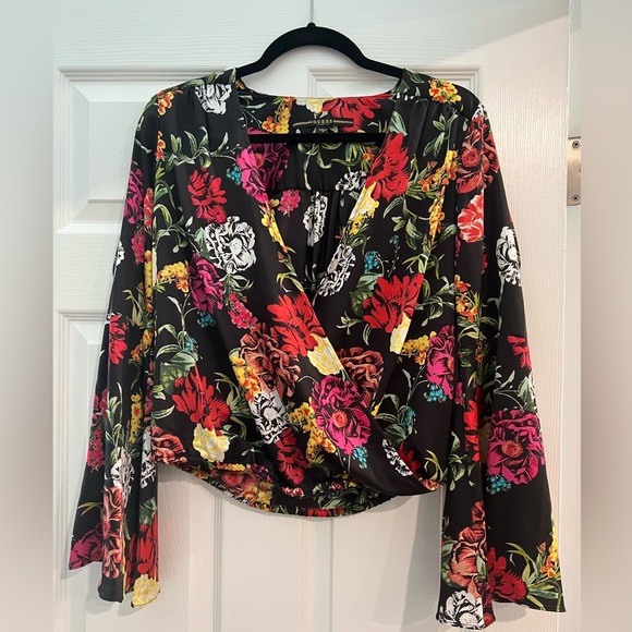 Guess Blouse- Flower Print Size Small - Picture 1 of 2